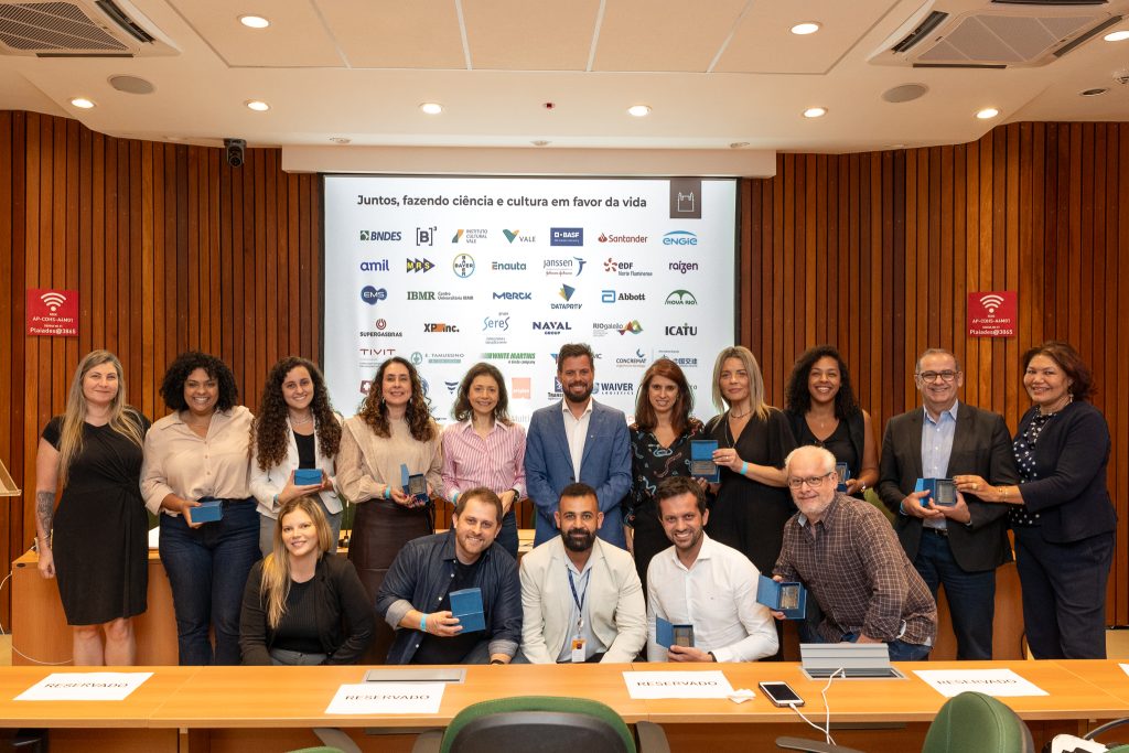 Fiocruz reúne especialistas em seminário e celebra parceria com IBMR